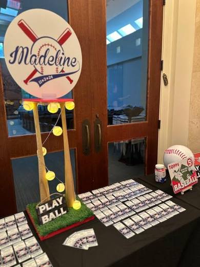 She Knocked It Out of the Park: Baseball. Bat Mitzvah at Temple Beth El, Charlotte, planned by Razzle Dazzle Event Planning, Charlotte NC. Photo 3 of 10.