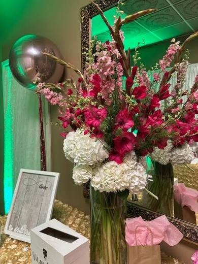 Micka's Pretty in Pink Glam: Pretty in Pink Glam. Bat Mitzvah at South Charlotte Banquet Center, planned by Razzle Dazzle Event Planning, Charlotte NC. Photo 3 of 10.
