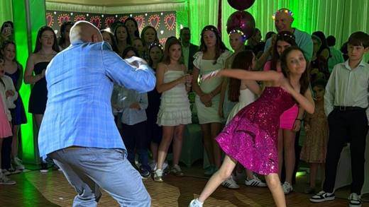 New York, New York: A Bat Mitzvah party where dreams are made of. Bat Mitzvah at Temple Beth El, Charlotte, planned by Razzle Dazzle Event Planning, Charlotte NC. Photo 4 of 10.